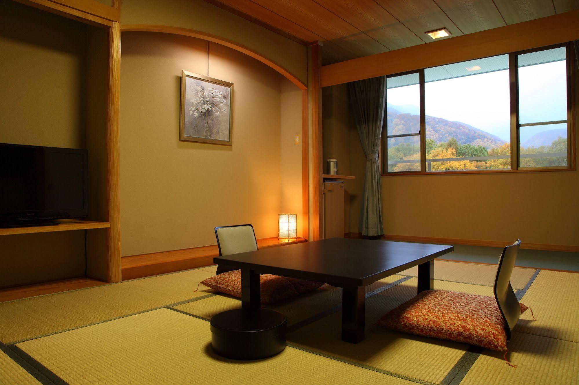 Hotel Oak Forest Hakuba Extérieur photo